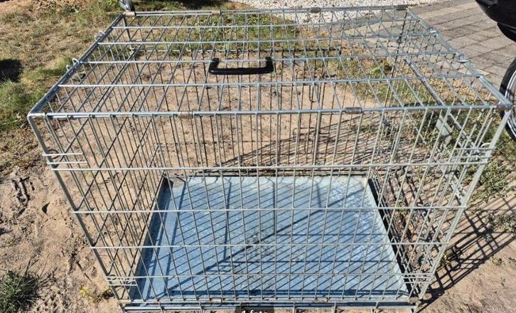 Bench, Dieren en Toebehoren, Hondenbenches, Zo goed als nieuw, Ophalen