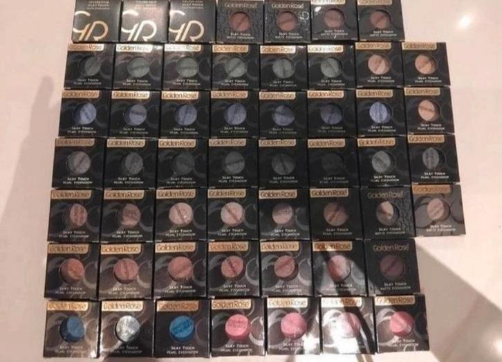 Golden Rose eyeshadow (53 stuks), Bijoux, Sacs & Beauté, Beauté | Cosmétiques & Maquillage, Enlèvement ou Envoi