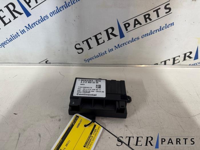 Module pompe carburant d'un Mercedes E-Klasse, Autos : Pièces & Accessoires, Systèmes à carburant, Mercedes-Benz, Utilisé, 3 mois de garantie