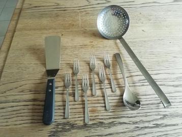 Keuken allerlei beschikbaar voor biedingen