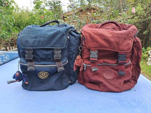 2 sacs à dos Kipling grand format, Handtassen en Accessoires, Tassen | Rugtassen, Gebruikt, Kipling, 25 tot 40 cm, 30 tot 45 cm