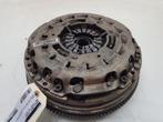 VLIEGWIEL DUBBELE MASSA BMW 1 serie (F20) (01-2010/06-2019), Auto-onderdelen, Gebruikt, BMW