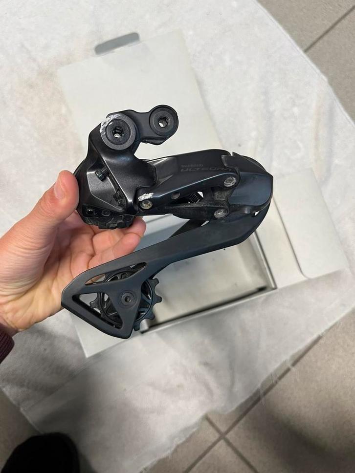 Dérailleur Shimano Ultegra Di2, Vélos & Vélomoteurs, Vélos Pièces, Comme neuf, Dérailleur ou Chaîne, Enlèvement ou Envoi