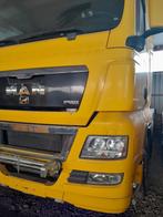 M TOT N: 8X4: TYPE: TGX 43-500. Met een nieuwe trekhaak, Ophalen