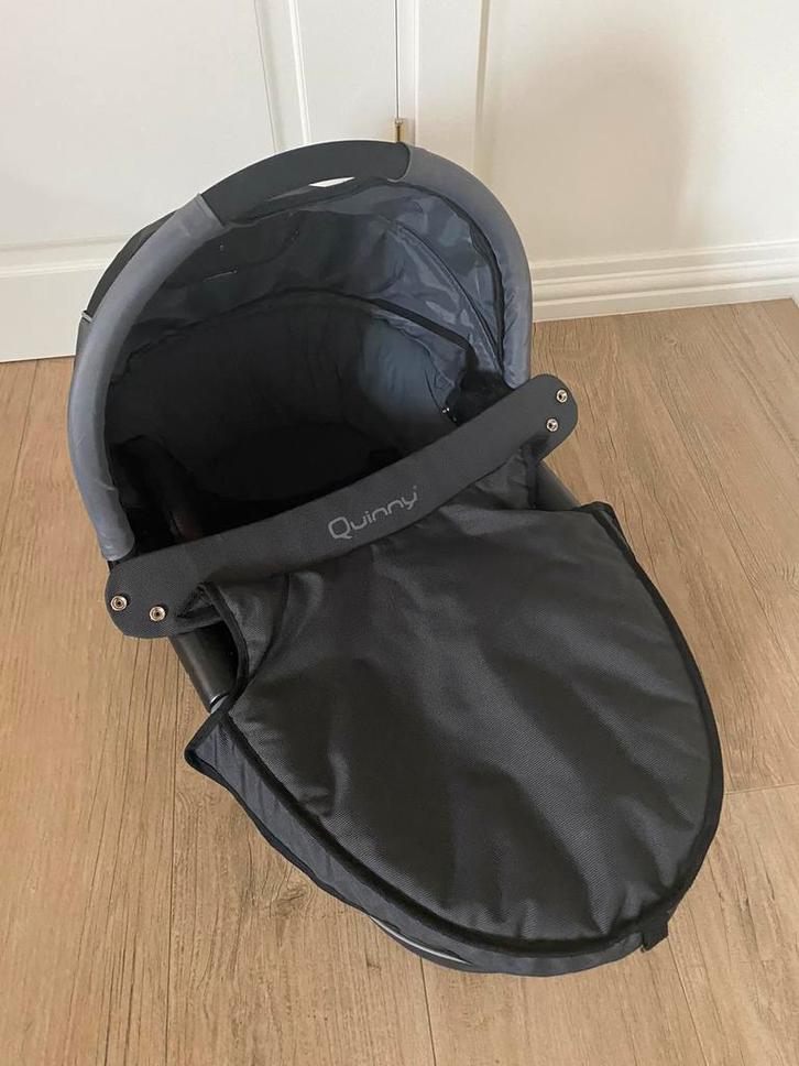 Prachtige Quinny Reiswieg voor baby's, Kinderen en Baby's, Babywiegjes en Ledikanten, Zo goed als nieuw, Ophalen