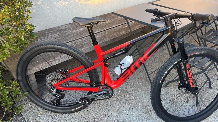 BMC Fourstroke 01 TWO – nieuw, slechts 2 gebruikt, Fietsen en Brommers, Fietsen | Mountainbikes en ATB, Nieuw, Heren, Overige merken