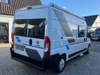 Fiat Ducato Adria Sunliving V60SP, Fiat, Boîte manuelle, 5 à 6 mètres, Douche