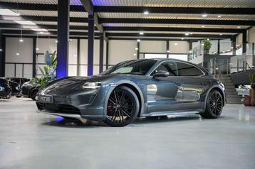 Porsche Taycan Cross Turismo 4S - 93.4 kWh - HUD - ACC - pan beschikbaar voor biedingen