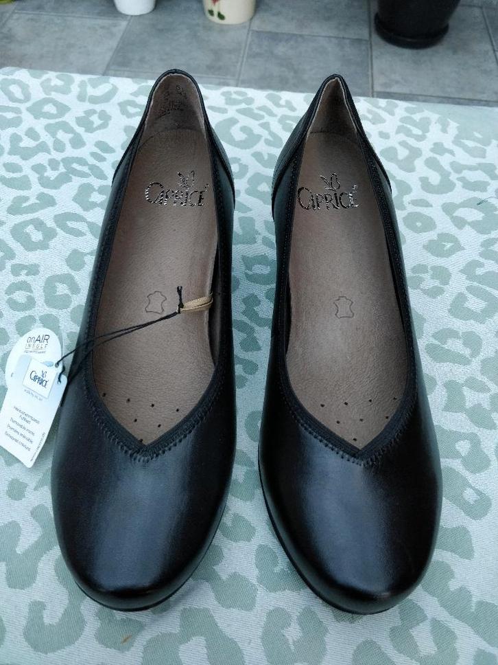 Nieuwe damesschoen leder zwart maat 39, Vêtements | Femmes, Chaussures, Neuf, Noir, Enlèvement ou Envoi