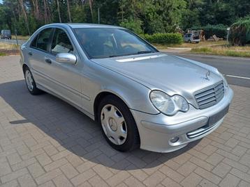 Mercedes C200cdi euro4 weinig km roestvrij  beschikbaar voor biedingen