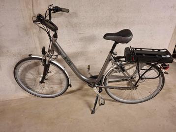 Elektrische dames (heren)fiets beschikbaar voor biedingen