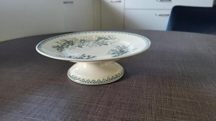 taartschaal op voet – Made in Holland – botanisch decor, Antiek en Kunst, Antiek | Porselein, Ophalen