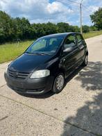 VOLKSWAGEN FOX 1.4 BENZINE DIRECT BESCHIKBAAR, Voorwielaandrijving, 4 zetels, Stof, Zwart