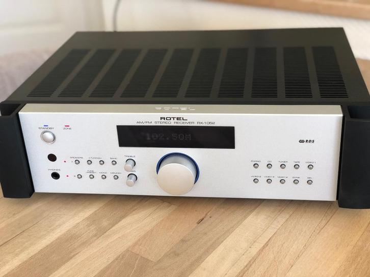 Rotel receiver, Audio, Tv en Foto, Versterkers en Ontvangers, Zo goed als nieuw, Overige systemen, 120 watt of meer, Overige merken