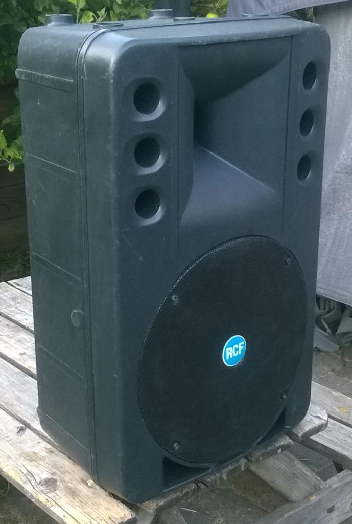 Luidspreker 12 inch, RCF Art-300A, Audio, Tv en Foto, Luidsprekerboxen, Refurbished, Overige typen, 120 watt of meer, Overige merken