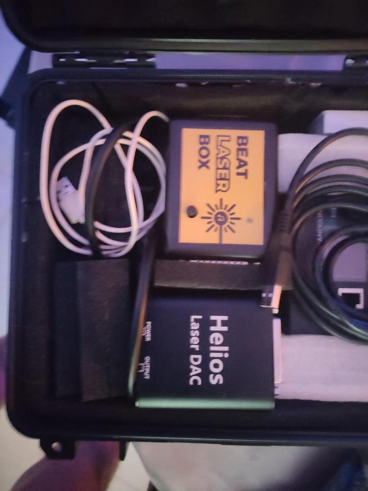 Ilda helios met.full.key and beat box, Musique & Instruments, Lumières & Lasers, Neuf, Laser, Commande sonore, Couleur, Effet stroboscopique