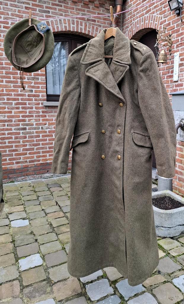 Leger kledij met kit bag, Collections, Objets militaires | Général, Enlèvement