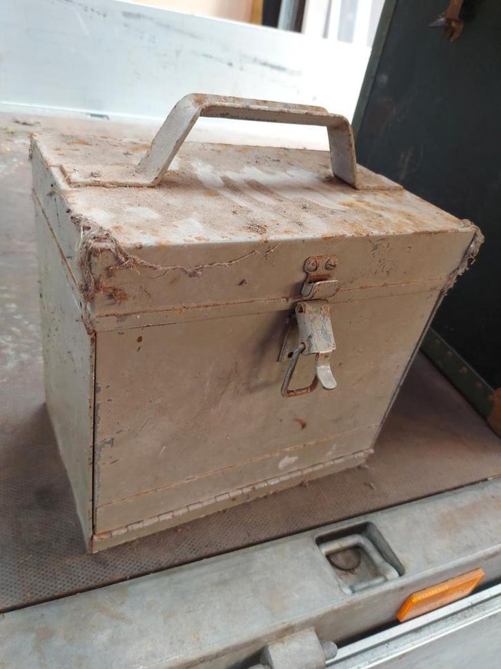 Metalen kist, Huis en Inrichting, Woonaccessoires | Kisten, Ophalen of Verzenden