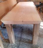 Table , pieds chene massif et tablette Douglass, Nieuw, Rechthoekig, Eikenhout, Ophalen