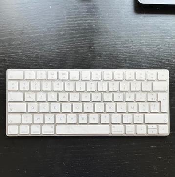 Magic Keyboard Apple 