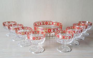 Dessertkom / slakom + 8 coupes met 60's print (vintage) beschikbaar voor biedingen