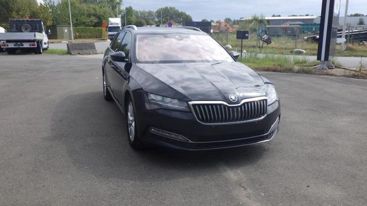 Skoda Superb (Stock ID 10707), Auto's, Skoda, Bedrijf, Te koop, Superb, ABS, Airconditioning, Cruise Control, Elektrische buitenspiegels