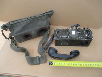Veldtelefoon met tas wereldoorlog field phone CY-1277B-PT beschikbaar voor biedingen