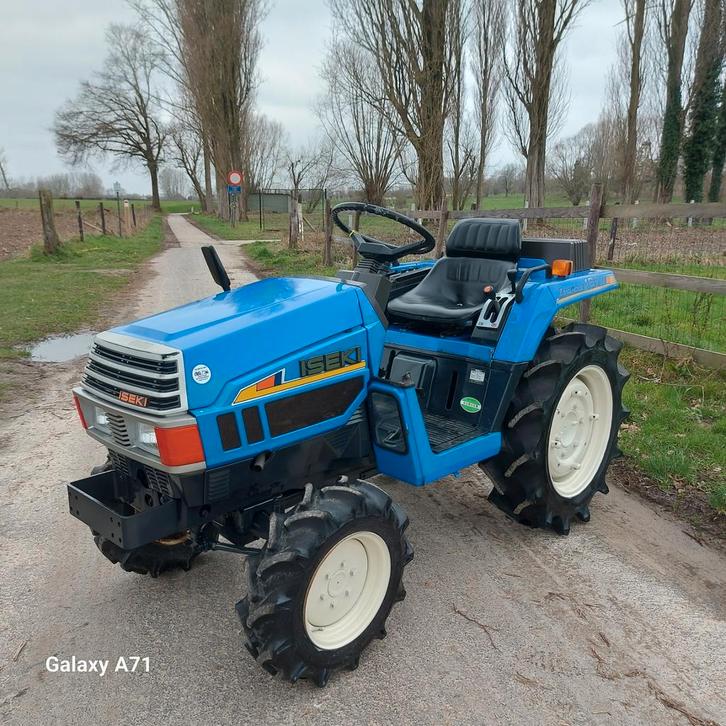 Minitractor iseki 19pk 4x4 SERVO TOPPER!, Articles professionnels, Agriculture | Tracteurs, Enlèvement