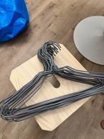 20 cintres, Enlèvement, Comme neuf