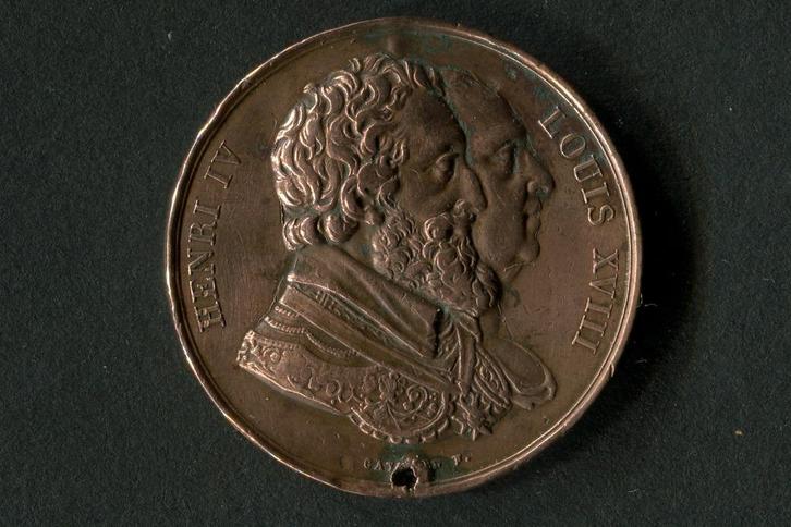 Restauratiemedaille Henry IV standbeeld 1818, Verzamelen, Overige Verzamelen, Gebruikt, Ophalen of Verzenden
