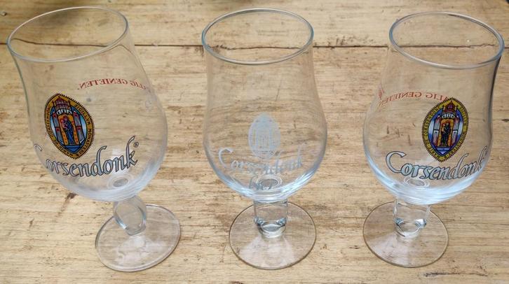 3 verschillende Corsendonk glazen., Verzamelen, Glas en Drinkglazen, Zo goed als nieuw, Bierglas, Ophalen