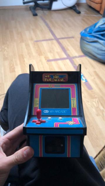 Pac man beschikbaar voor biedingen