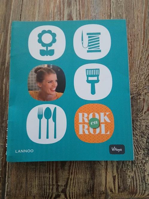 Karolien Verbanck - Rok en rol, Boeken, Mode, Zo goed als nieuw, Ophalen of Verzenden