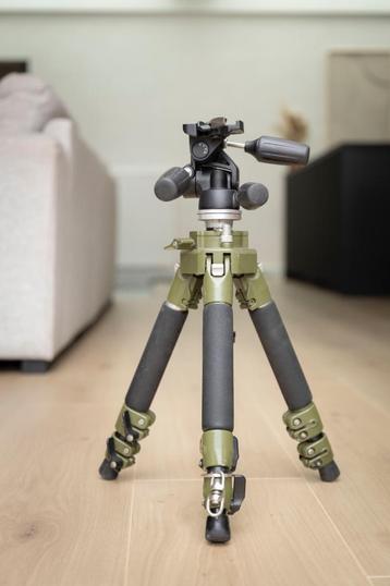 Vintage Manfrotto statief + kop, Enlèvement ou Envoi, Comme neuf, 150 à 175 cm, Trépied