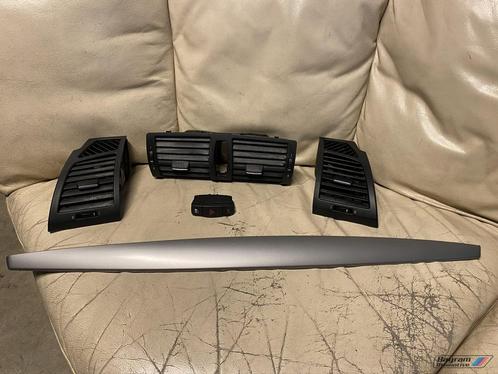 Bmw E87 1-serie luchtrooster sierstrip dashboard E81 rooster, Auto-onderdelen, Dashboard en Schakelaars, BMW, Gebruikt, Ophalen of Verzenden