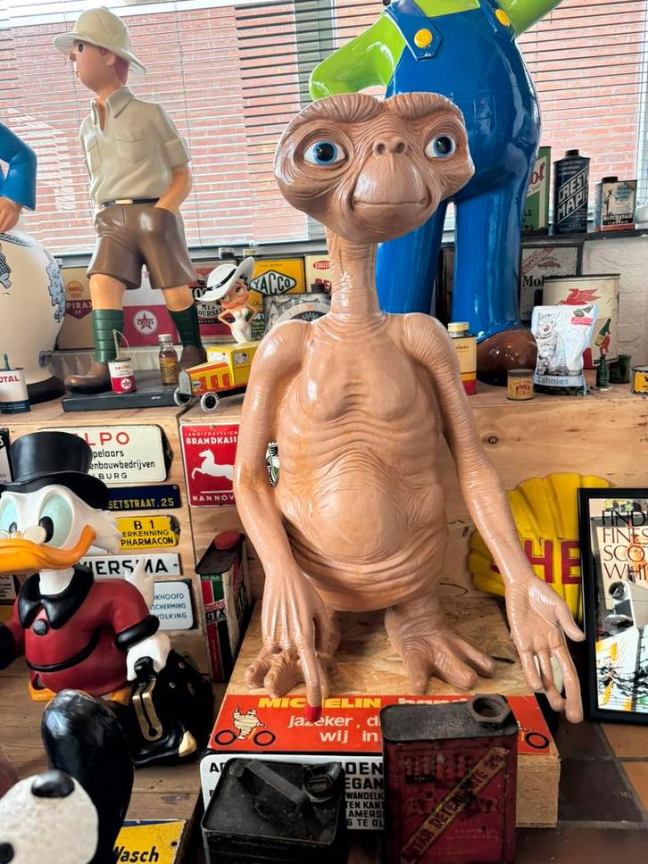 Image d'accueil du téléphone E.T, Collections, Statues & Figurines, Comme neuf, Fantasy, Enlèvement