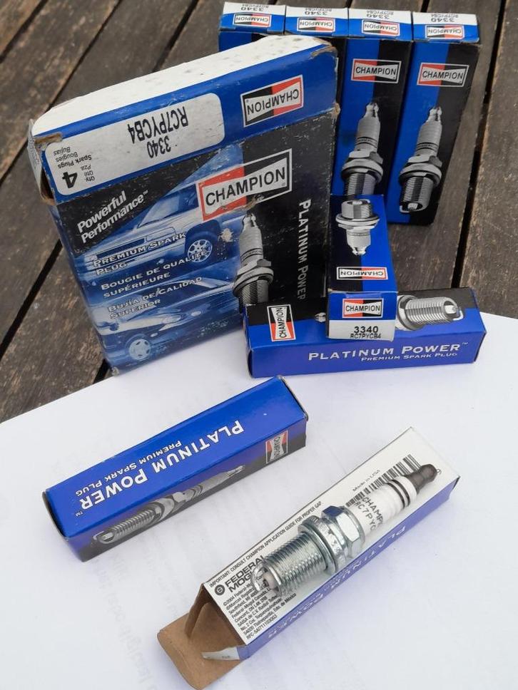 8x Bougie CHAMPION - RC7PYCB4 - 3340 -, Auto-onderdelen, Motor en Toebehoren, Ford, Honda, Jeep, Porsche, Saab, Chevrolet, Dodge