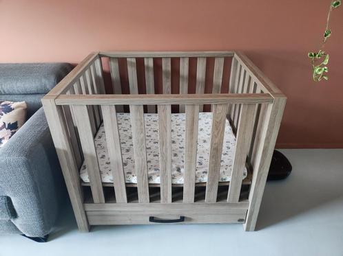 Babypark / box merk twf, Kinderen en Baby's, Babyparken, Zo goed als nieuw, Rechthoekig, In hoogte verstelbaar, Lade, Ophalen