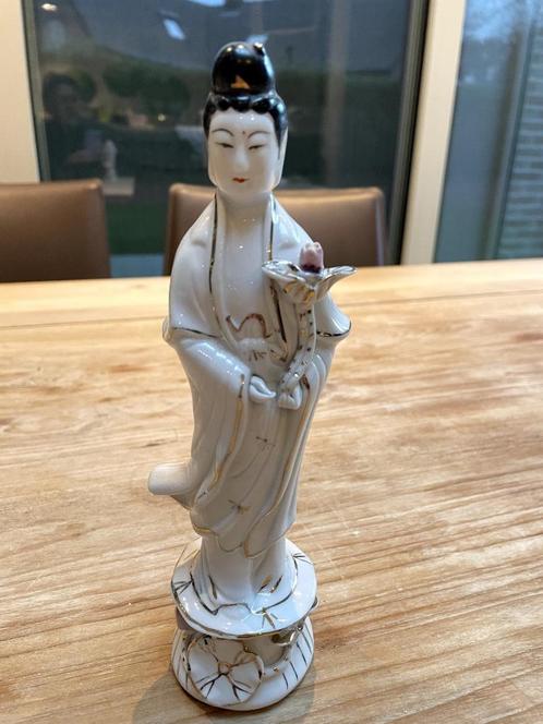 Porseleinen Kwan Yin beeldje met los handje, Verzamelen, Beelden en Beeldjes, Zo goed als nieuw, Religie, Ophalen