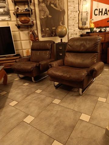 Vintage fauteuils club inox et cuir couleur brun 