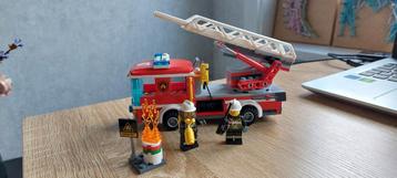 Lego city 60107 brandweer ladderwagen
