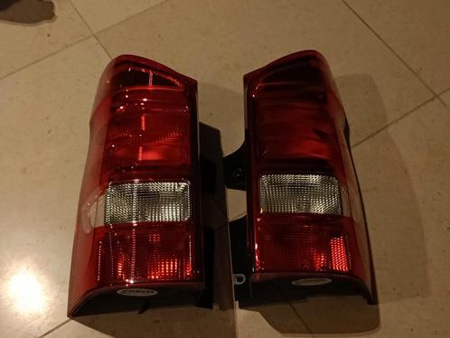 Achterlicht links en rechts mercedes benz, Auto-onderdelen, Verlichting, Mercedes-Benz, Nieuw, Ophalen of Verzenden