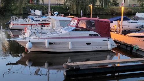 Boot maxum met trailer, Watersport en Boten, Motorboten en Motorjachten, Gebruikt, Polyester, 6 tot 9 meter, Benzine, Binnenboordmotor