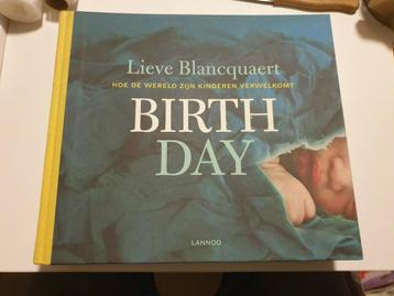 Marjorie Blomme - Birth day.     FOTOBOEK Lieve Blancquaert 