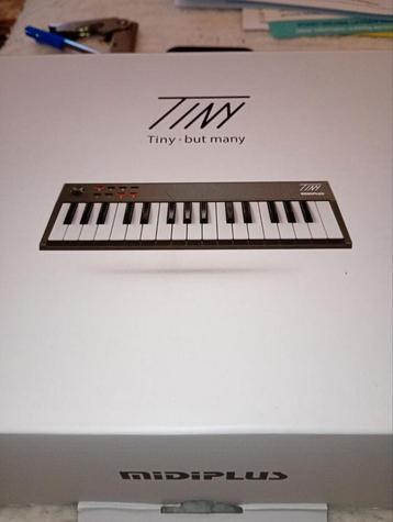 Tiny Midi plus Devine m Mic in combo, Enlèvement, Comme neuf