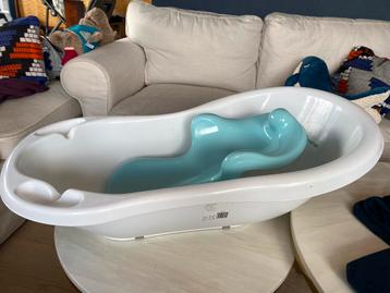 Baignoire premaman avec reducteur beschikbaar voor biedingen