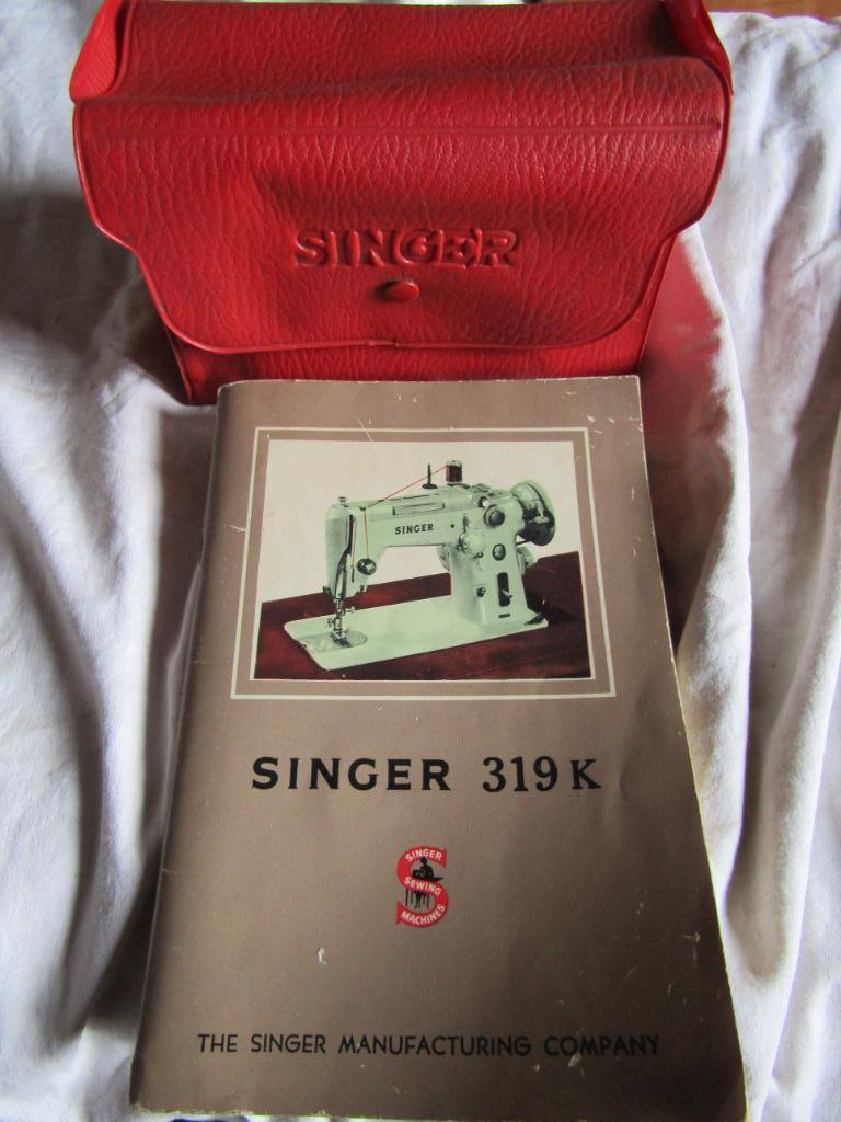 Machine a coudre Vintage Singer 319K années 1950 Fonctionne correctement