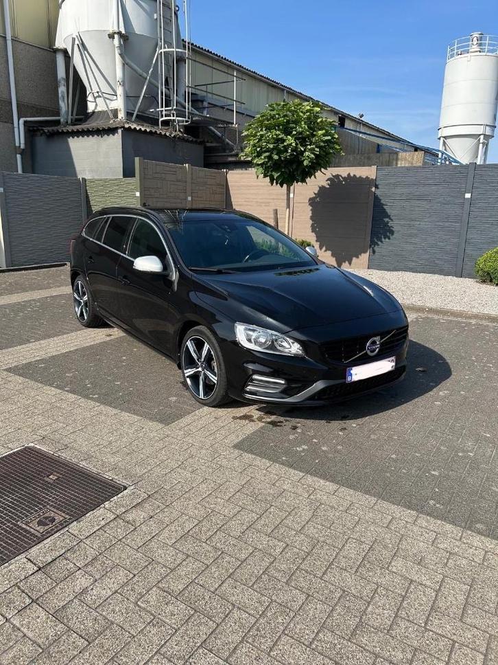 Volvo v60 r-design 2018 met weinig kilometers, Auto's, Volvo, Particulier, V60, ABS, Airbags, Airconditioning, Bluetooth, Centrale vergrendeling