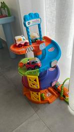 Deux circuit tut tut bolide + 10 voitures, Enfants & Bébés, Jouets | Vtech, Comme neuf