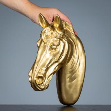 muurhanger- paardenhoofd in goudkleur  beschikbaar voor biedingen